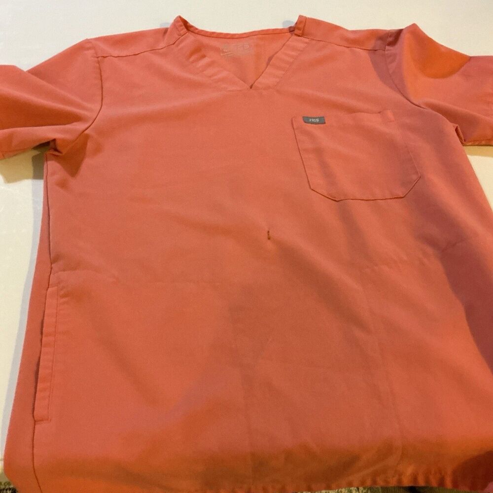 Figs Scrub Top men’s  Small Catarina One Pocket Dark Peach S